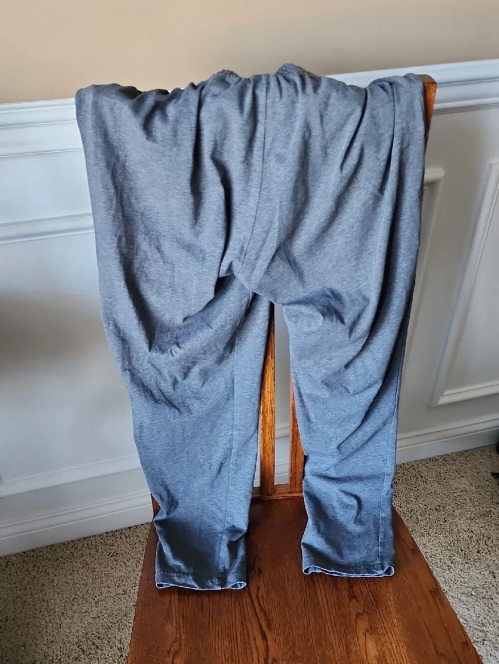 adidas Men's Medium Charcoal Gray Sweatpants